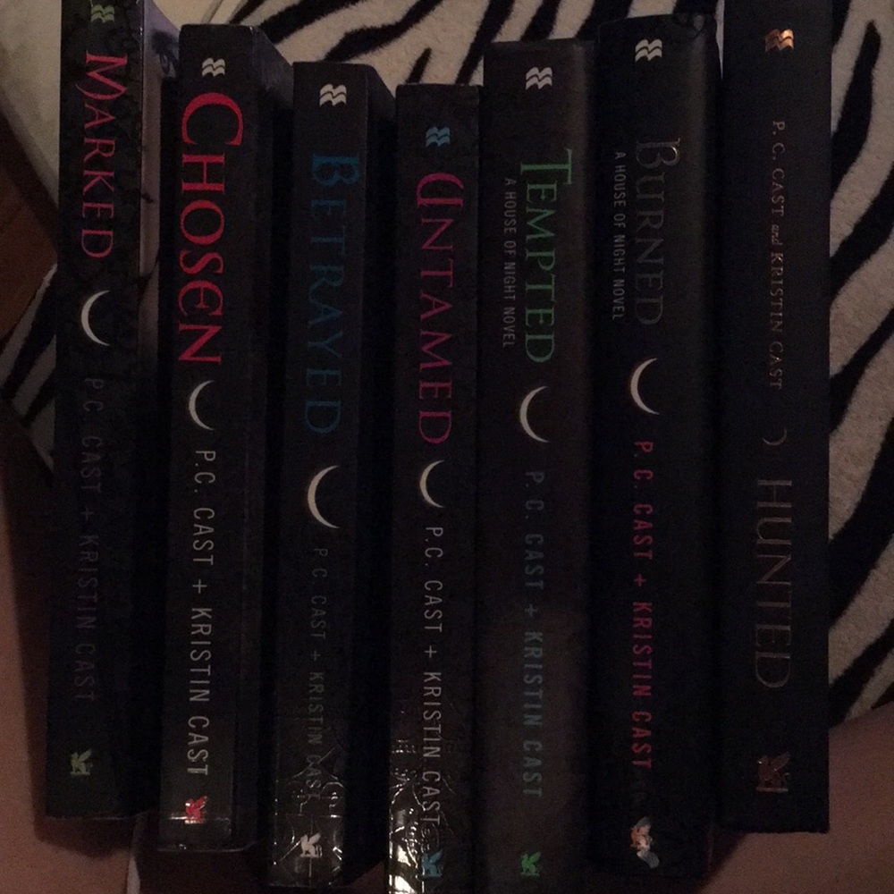 a house of night novel book collection